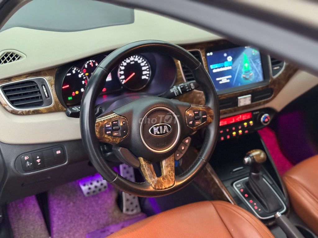 Kia Rondo 2.0 AT 2016. Mua bán Ô tô tại Quận Thanh Xuân Hà Nội được đăng bởi Nguyễn Tuấn Hoàng hình 5