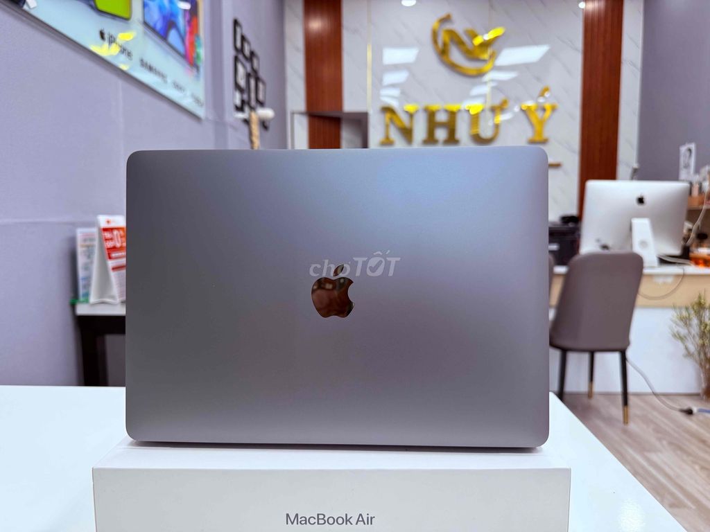 Macbook air m1 8/256Gb 99%