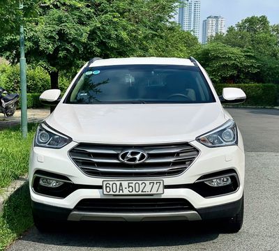 Hyundai Santa Fe 2.2 AT 2WD 2018 - 54000 km. Mua bán Ô tô tại Quận Bình Tân Tp Hồ Chí Minh được đăng bởi ĐỨC XE LƯỚT