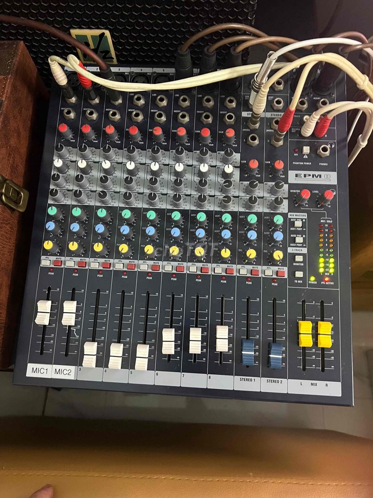 MIXER SOUNDCRAFT 8 LINE