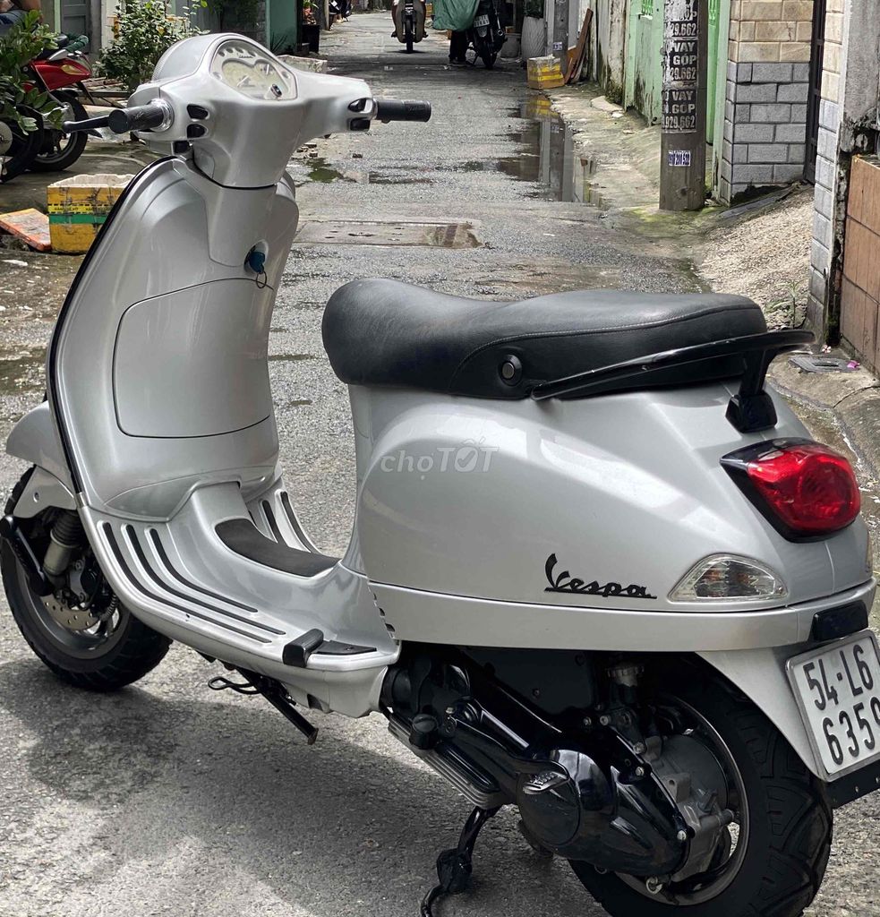 piaggio vespa LX 125cc 2010 máy zin xe đẹp ít SD 💥. Mua bán Xe máy tại Quận Tân Phú Tp Hồ Chí Minh được đăng bởi Thảo vy hình 5