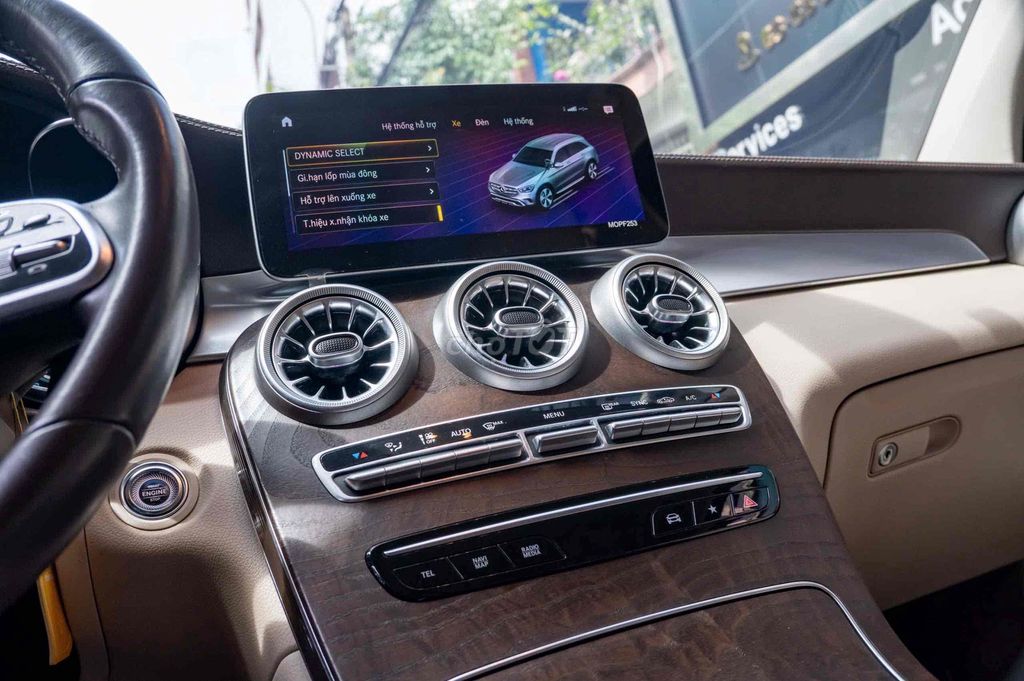 LONG ANH AUTO về Mercedes GLC200 4Matic model 2021. Mua bán Ô tô tại Quận 7 Tp Hồ Chí Minh được đăng bởi LongAnh AuTo  hình 14