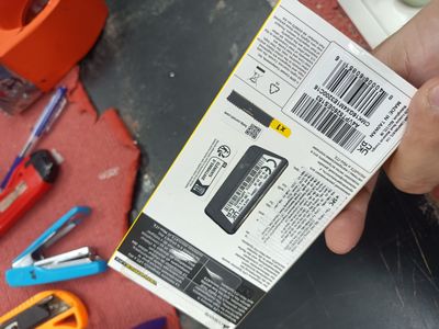 Ram Corsair 16G, DDR4, 3200.Hàng mới, nguyên seal,. Mua bán Linh kiện (RAM, Card...) tại Quận Đống Đa Hà Nội được đăng bởi Nguyễn Huy Nhậm
