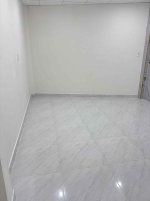 Nhà mặt tiền hẻm xe tải  Đuong Phạm Hùng chính chủ cho thuê.
