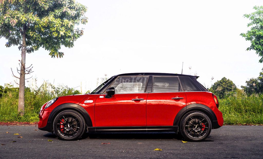 Mini Cooper S 5door model 2018 - Xe Siêu Lướt. Mua bán Ô tô tại Quận Tân Phú Tp Hồ Chí Minh được đăng bởi FatCar Auto hình 5