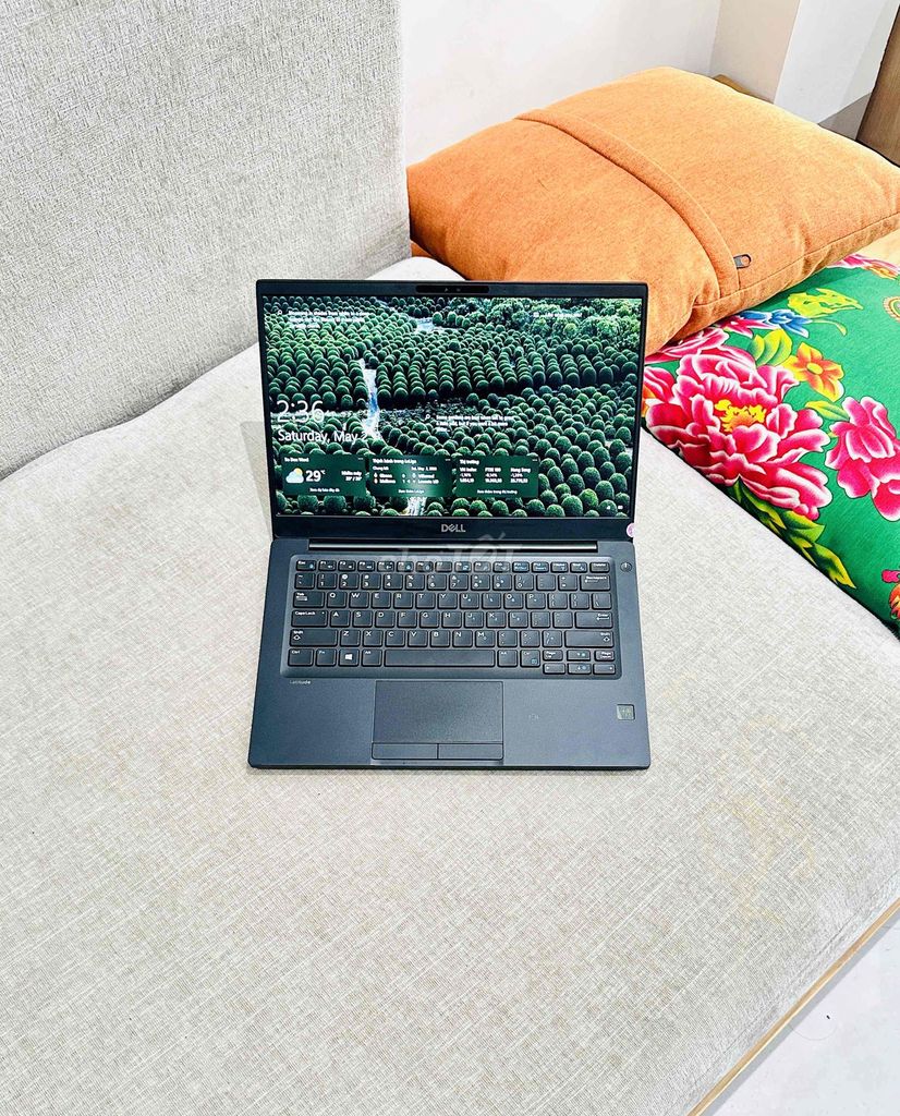 Dell Latitude 7390 i5-8250U /8GB/256GB. Mua bán Laptop tại Quận Hồng Bàng Hải Phòng được đăng bởi Trần Mạnh Cường hình 1