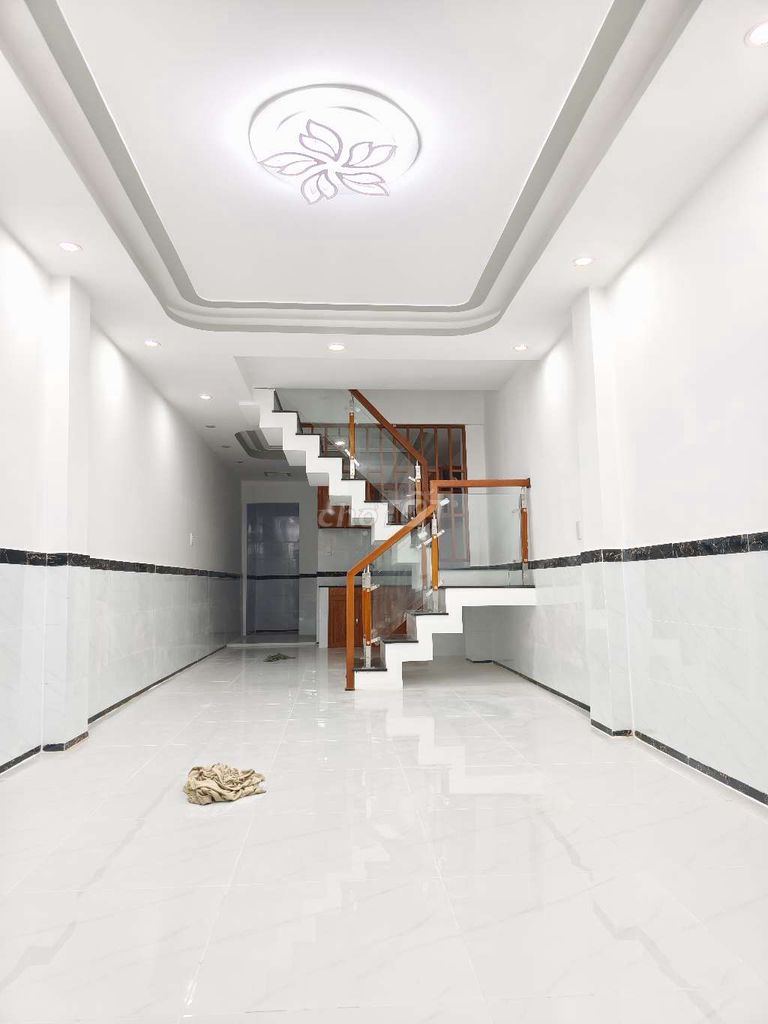 Bán nhà mới  CCVB đường 42 HBC THỦ ĐỨC CŨ
