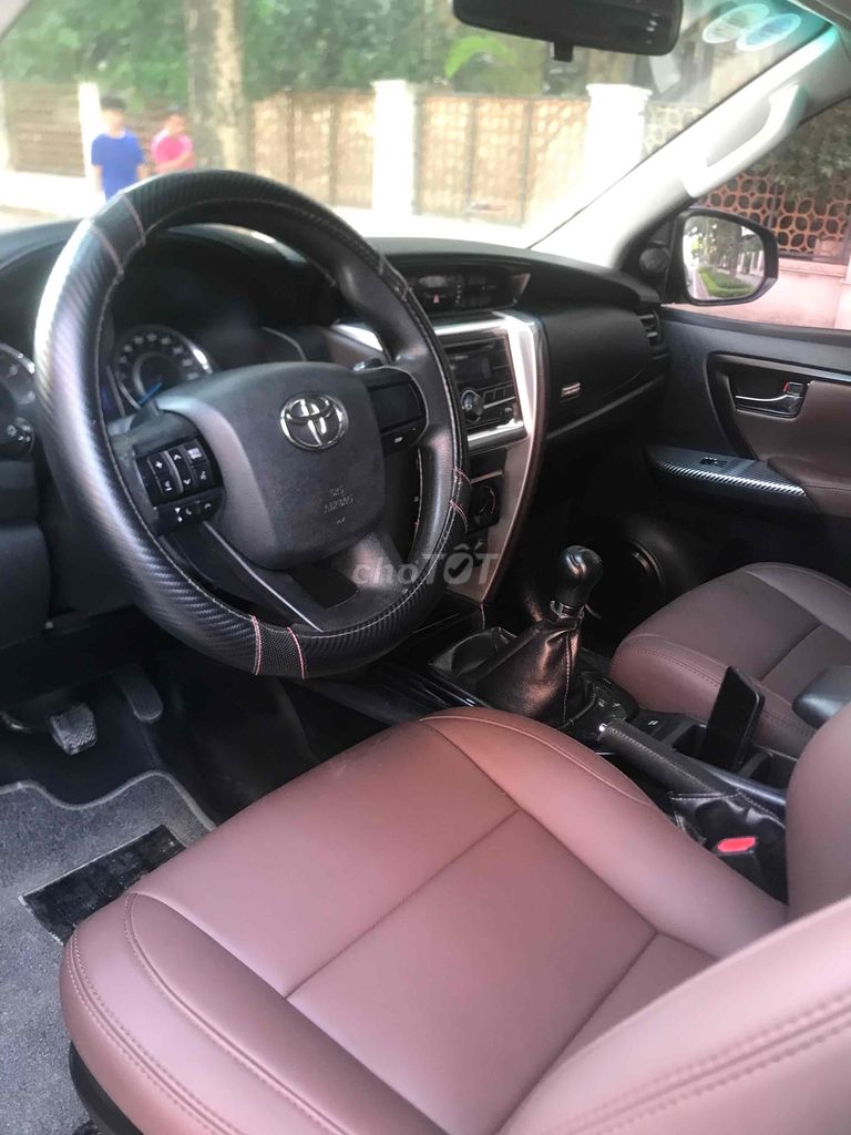 Toyota Fortuner 2017 2.4G MT xe cực mới. Mua bán Ô tô tại Quận Tây Hồ Hà Nội được đăng bởi Tuyen  hình 6