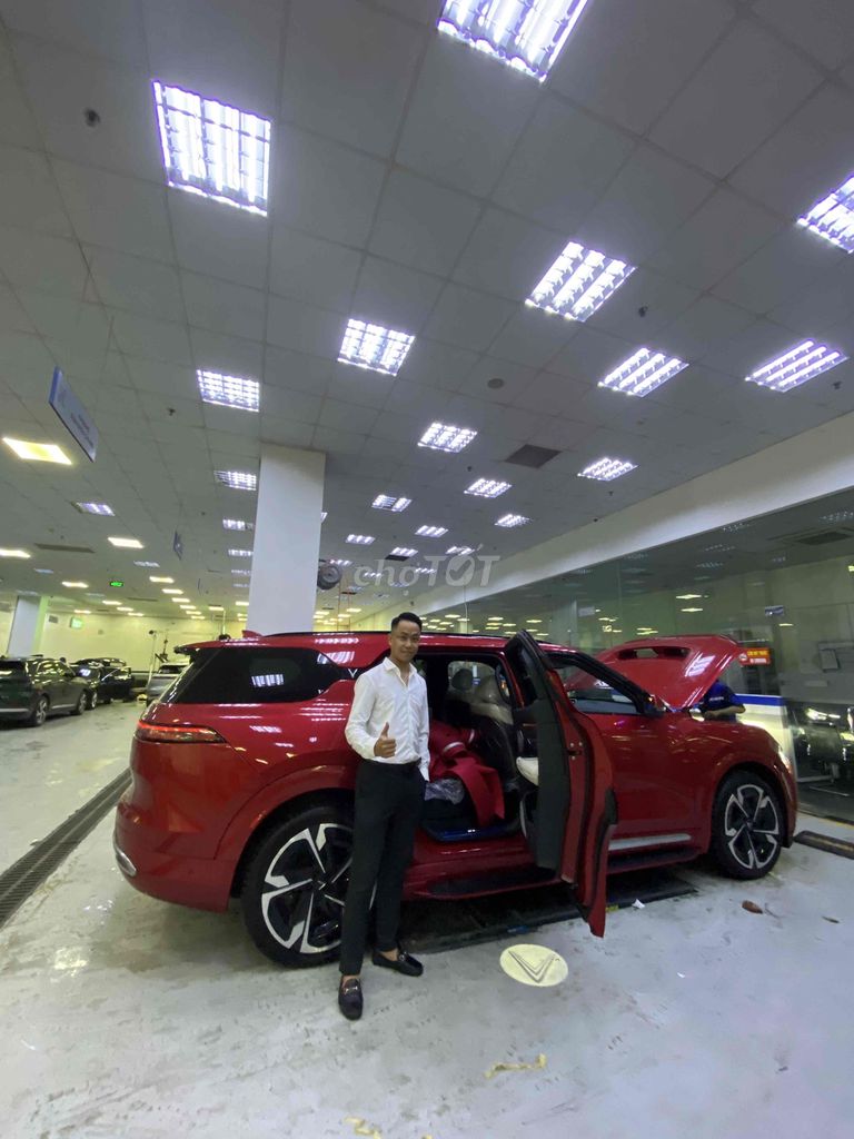 VinFast VF9 2025 Plus. Mua bán Ô tô tại Quận Đống Đa Hà Nội được đăng bởi Đoàn Hồng Minh hình 8