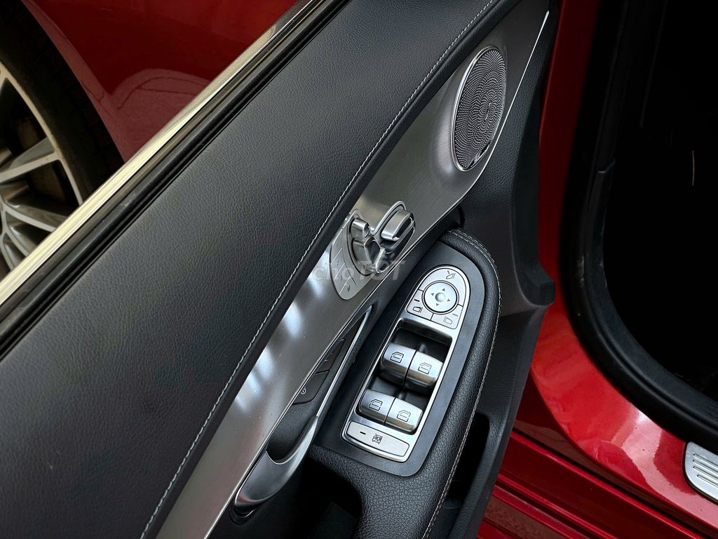 Mercedes C Class C300 AMG 2017  xe đi ít, màu đẹp. Mua bán Ô tô tại Quận Long Biên Hà Nội được đăng bởi Long Biên Cars hình 8