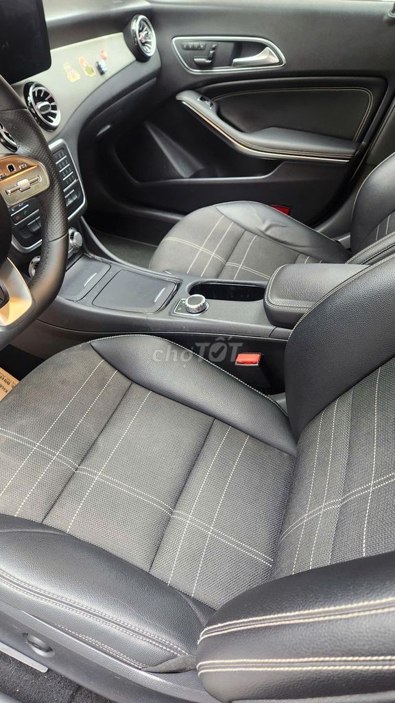 Bán CLA200 model 2016 xe zin đã bảo dưỡng. Mua bán Ô tô tại Quận 7 Tp Hồ Chí Minh được đăng bởi tuấn anh hình 16