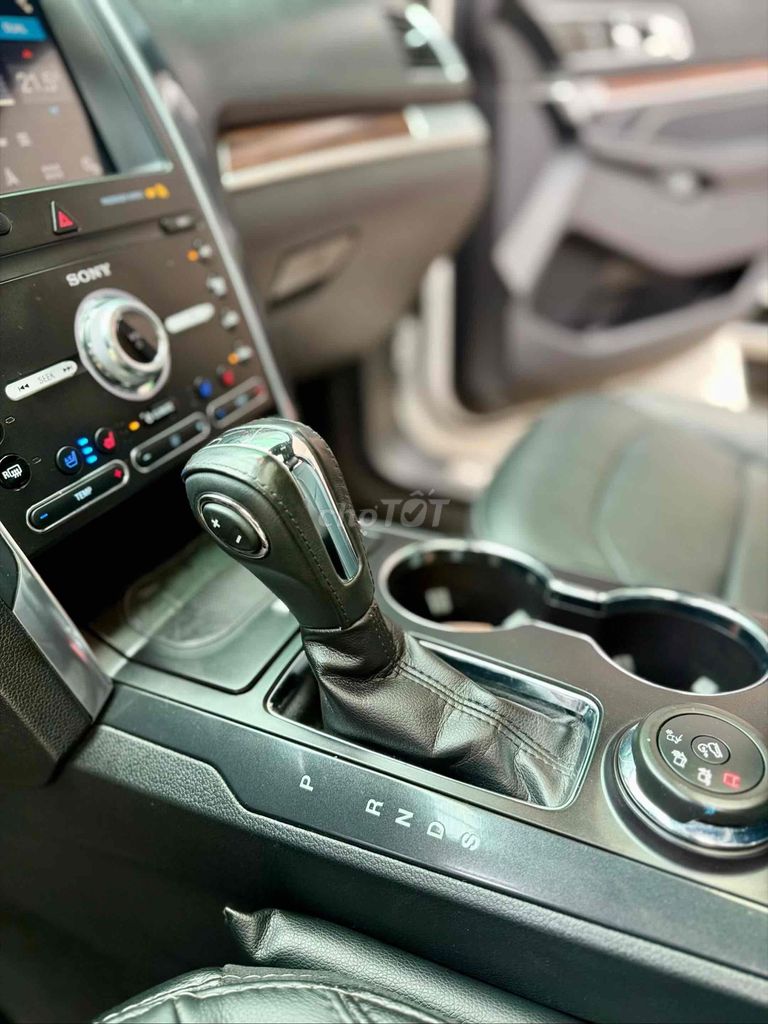 Ford Explorer 2019 2.3L Ecoboost - 72000 km. Mua bán Ô tô tại Thành phố Biên Hòa Đồng Nai được đăng bởi Chien Phan hình 13