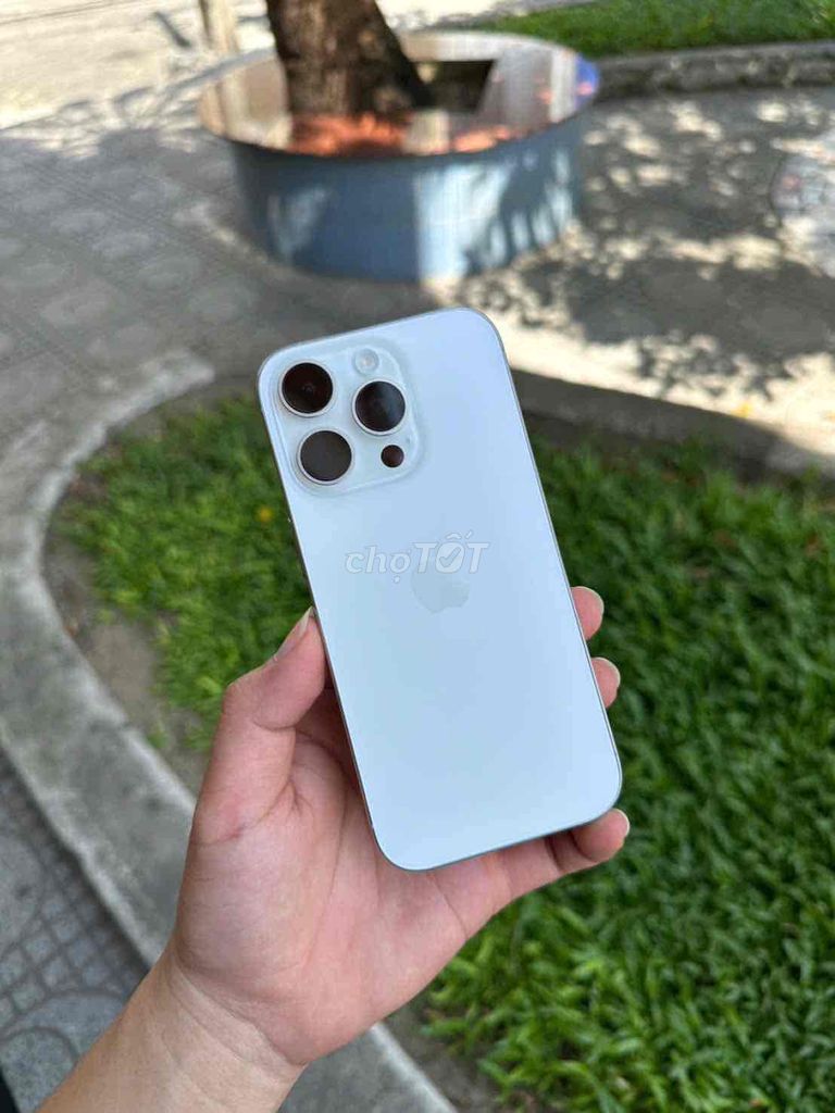 Apple iPhone 16 Pro 256GB Bạc Như mới. Mua bán Điện thoại tại Thành phố Nha Trang Khánh Hòa được đăng bởi Việt hình 1