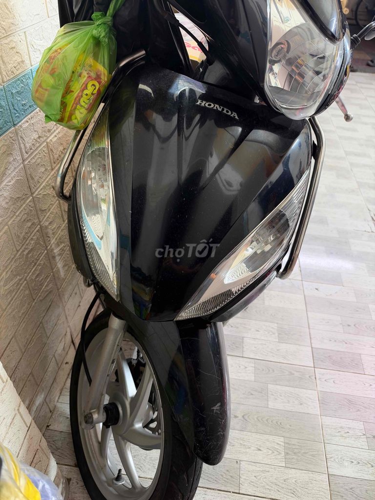 Honda Vision 2014 108 куб. см, черная, очень хорошая машина!