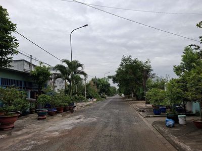 Plot of land 100 m² · Đường Nguyễn Văn Tạo