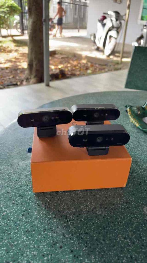 Webcam Logitech màu Đen Mới 99%. Mua bán Máy ảnh, Máy quay tại Huyện Định Quán Đồng Nai được đăng bởi Quin Quin hình 1