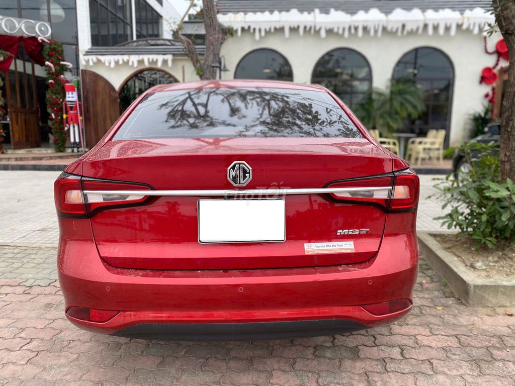 MG MG5 MT 2024 Đỏ 8900 km. Mua bán Ô tô tại Quận Cẩm Lệ Đà Nẵng được đăng bởi Dũng hình 3