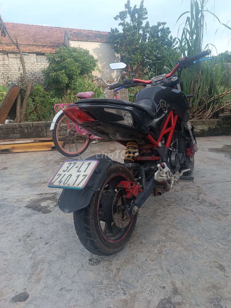 benelli tnt 125. Mua bán Xe máy tại Thị xã Hoàng Mai Nghệ An được đăng bởi Lê tư hình 1