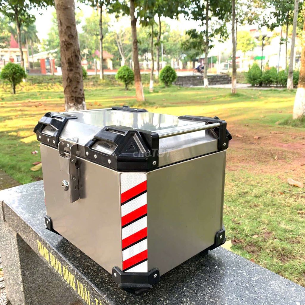 Thùng sau xe máy Inox giá xưởng. Mua bán Phụ tùng xe tại Thành phố Đồng Xoài Bình Phước được đăng bởi CÔNG TY TNHH DỊCH VỤ VÀ THƯƠNG MẠI TỔNG HỢP THUẤN PHÁT  hình 7