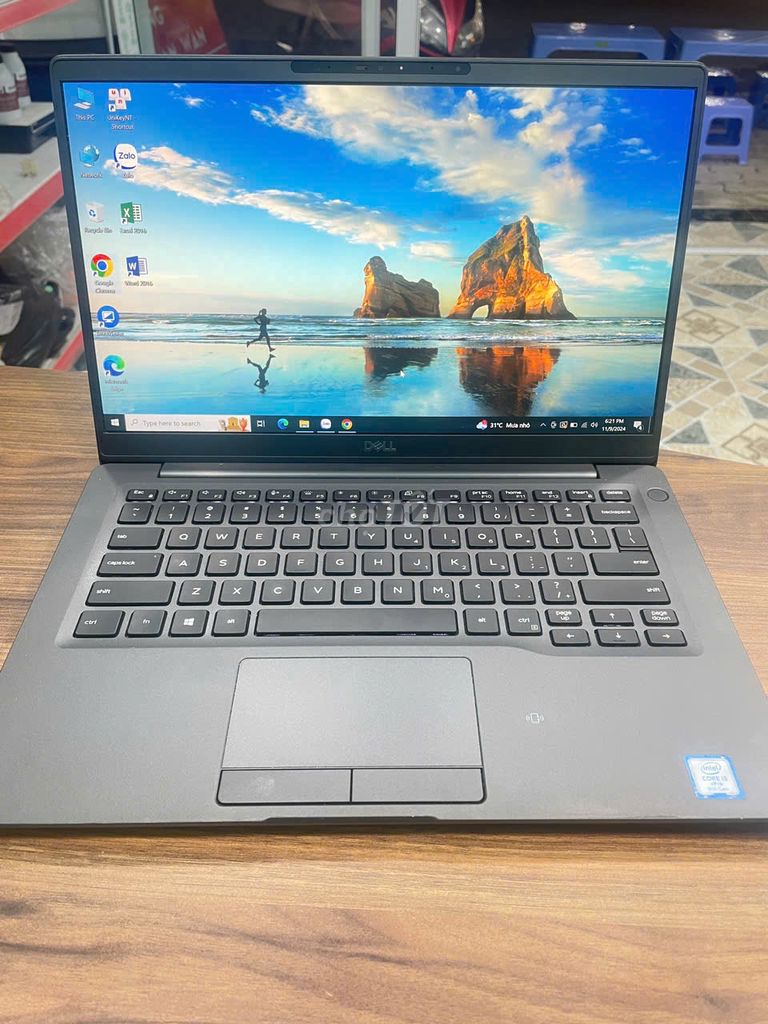 💥 Laptop Mỹ Dell 7400 - vân carbon - hàng nhập USA