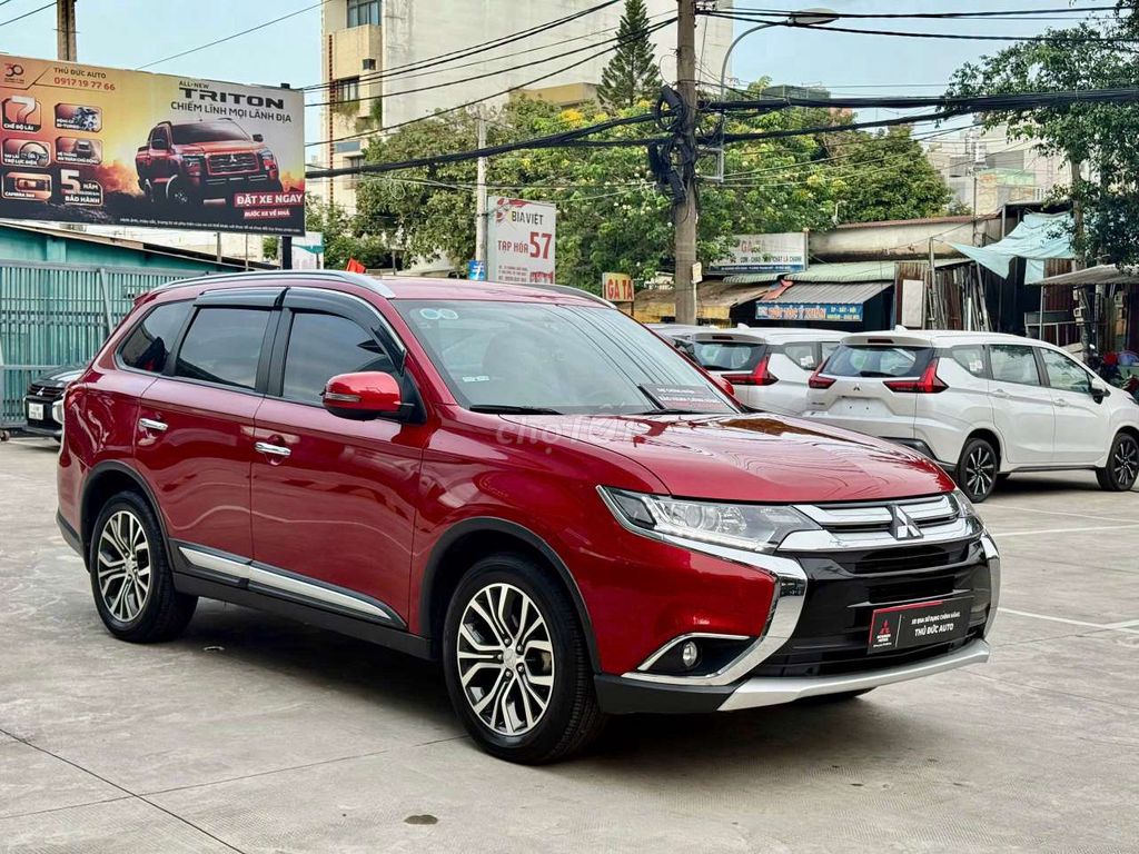 Mitsubishi Outlander CVT 2018 Đỏ - Odo 29300 km. Mua bán Ô tô tại Thành phố Thủ Đức Tp Hồ Chí Minh được đăng bởi Mitsubishi Chính Hãng hình 1