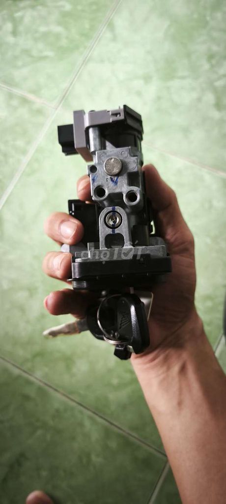 Ổ khóa cơ Honda Winner X V2 như mới chính hãng. Mua bán Phụ tùng xe tại Thành phố Tân An Long An được đăng bởi Tuỳ Duyên  hình 4