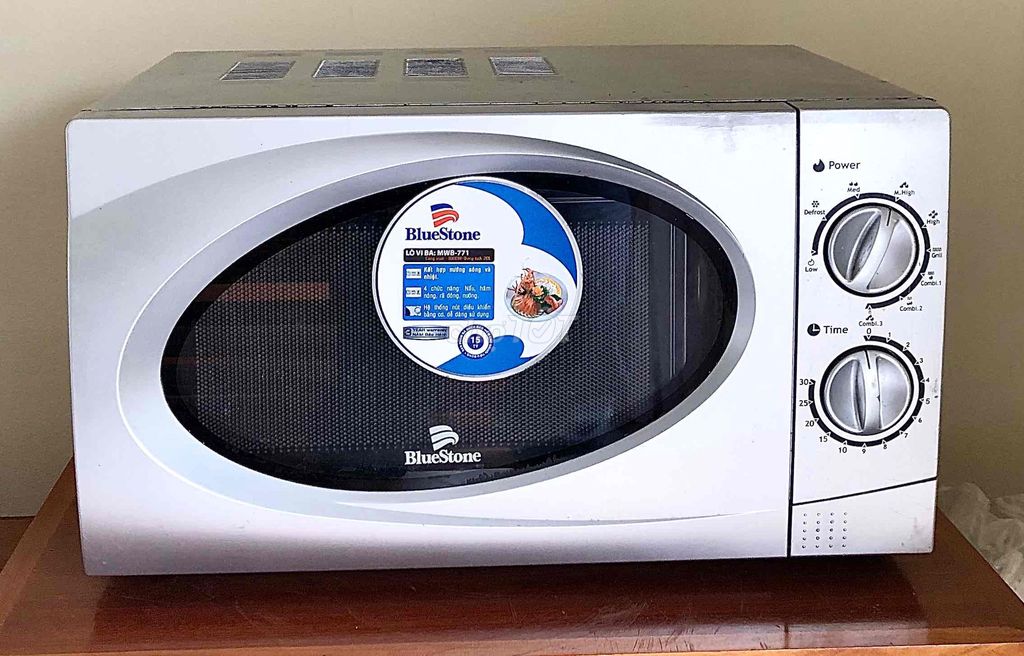 Lò vi sóng BlueStone 20L có nướng như mới. Mua bán Bếp, lò, đồ điện nhà bếp tại Quận Hoàng Mai Hà Nội được đăng bởi luat nguyen hình 1