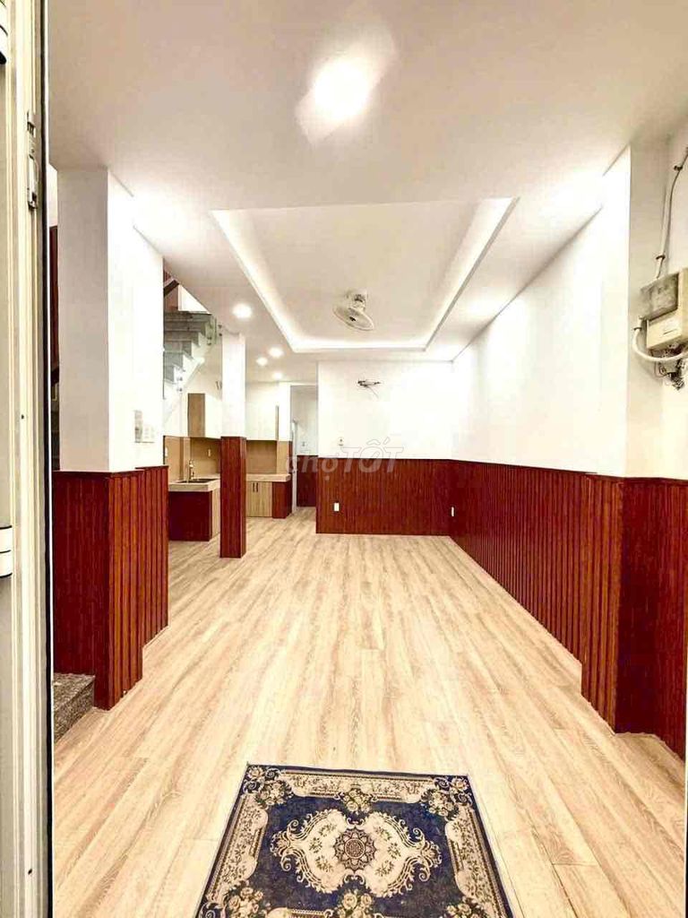 Новый дом в переулке 252 Pham Van Chieu, 9-й район