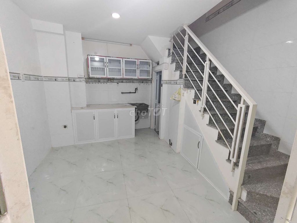 Cần Bán Nhà Nguyên Hồng P1 Gò Vấp
