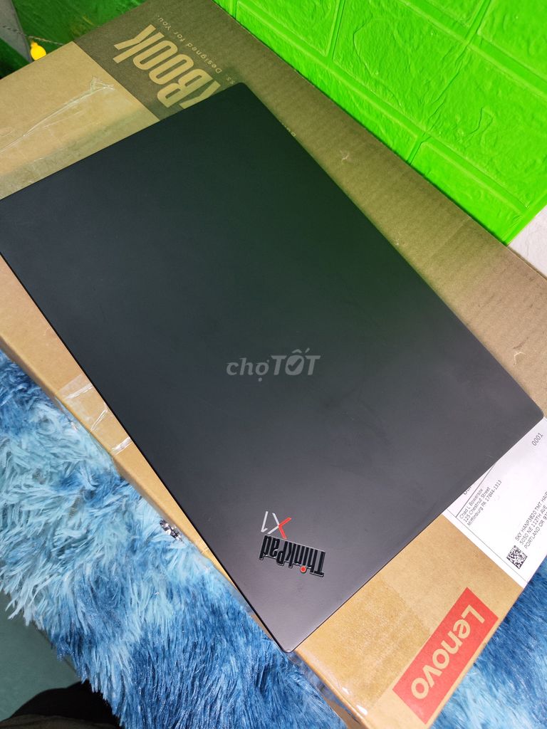 Laptop Thinkpad X1 Carbon Gen 8 Mỹ, Zin