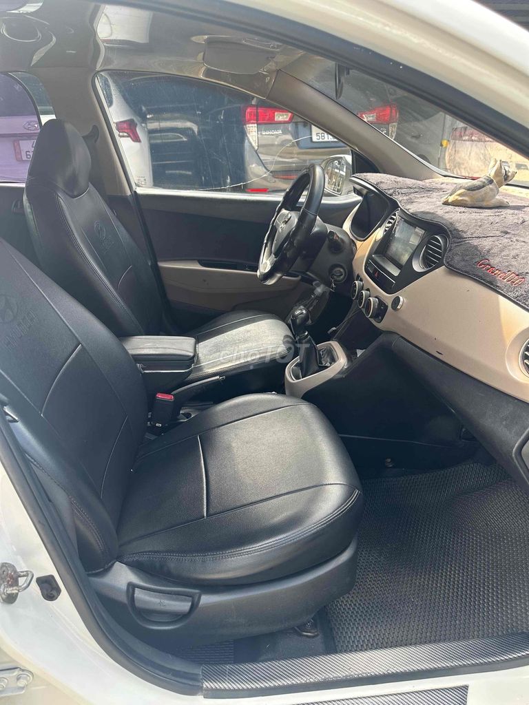 Hyundai Grand i10 2014 1.0 Base - 200000 km. Mua bán Ô tô tại Quận Hải Châu Đà Nẵng được đăng bởi Hoàng Vũ hình 8