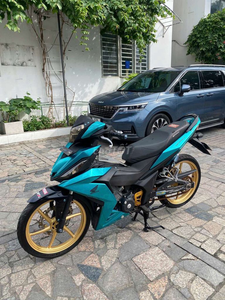 Xe Honda Winner bstp. Mua bán Xe máy tại Quận 7 Tp Hồ Chí Minh được đăng bởi trình minh sơn hình 2