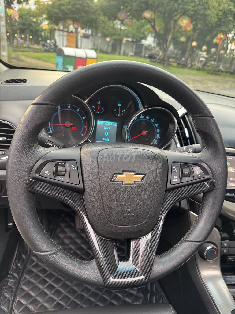 Chevrolet Cruze 1.8 LTZ Trắng. Mua bán Ô tô tại Quận 6 Tp Hồ Chí Minh được đăng bởi N B hình 3
