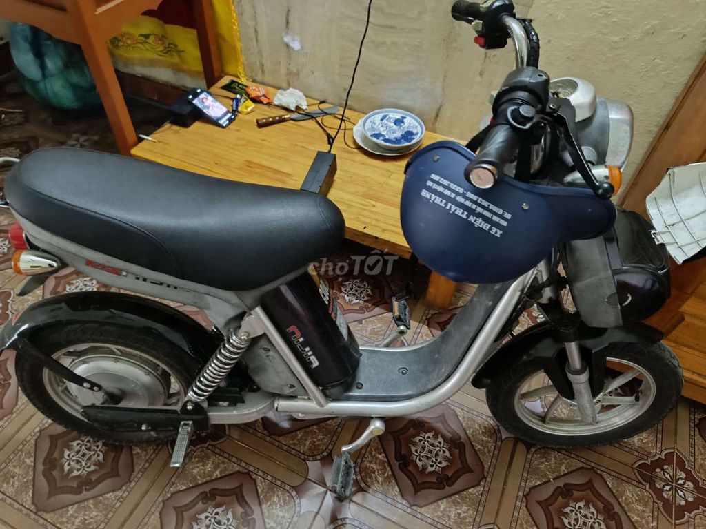 Xe đạp điện màu Đen nhận giao lưu. Mua bán Xe điện tại Quận Kiến An Hải Phòng được đăng bởi Việt hình 2