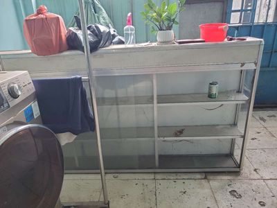Tủ nhôm kính. Mua bán Tủ, kệ gia đình tại Quận Bình Tân Tp Hồ Chí Minh được đăng bởi Trịnh Văn Quyền