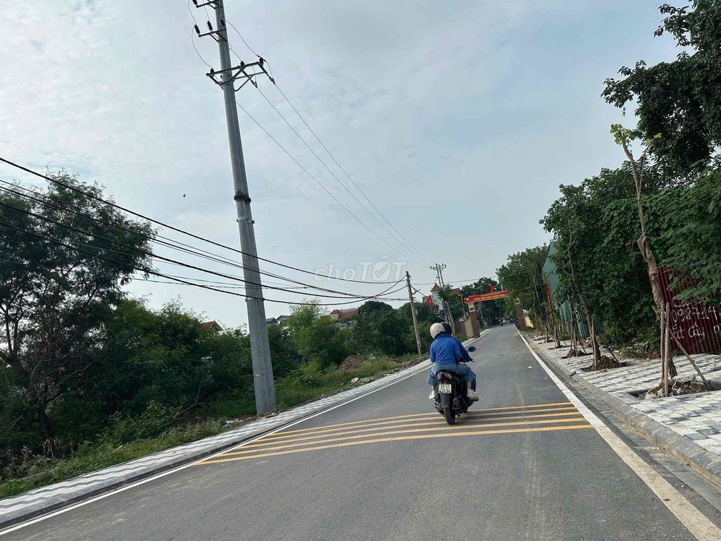 🌺ĐẤT ĐẸP THÀNH PHỐ VEN SÔNG - OTO VÀO TẬN ĐẤT - CÁCH CẦU THĂNG LONG 30. Mua bán đất tại Huyện Đông Anh Hà Nội được đăng bởi Nguyễn Thị Ngân hình 2