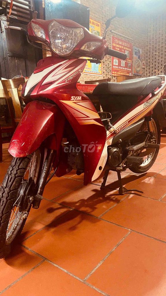 Xe số SYM Elegant 100ccĐỏ trắng
