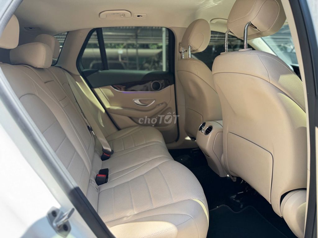 Mercedes Benz GLC200 2022 Siêu Mới. Mua bán Ô tô tại Quận Thanh Xuân Hà Nội được đăng bởi Nguyễn Tuấn Hoàng hình 15