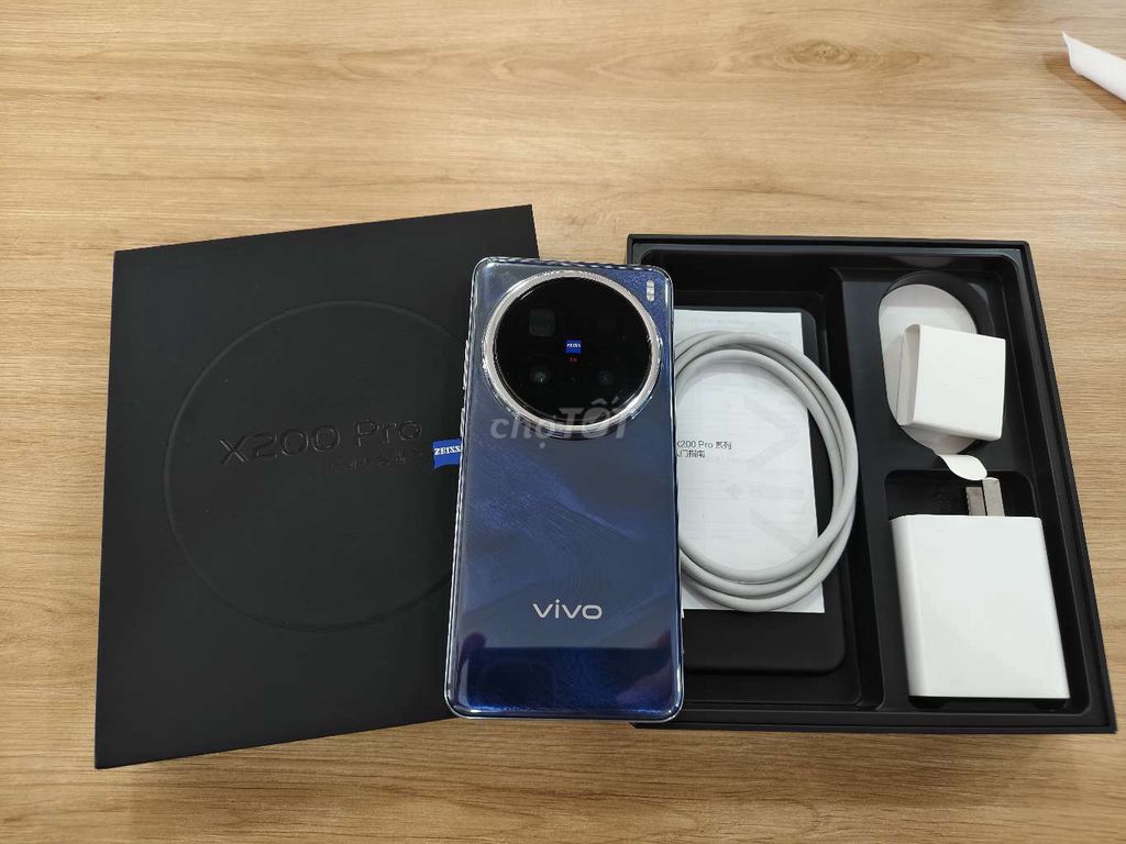 Vivo X200 Pro ND 12/256 Xanh fullbox pin 96%. Mua bán Điện thoại tại Quận Bình Thạnh Tp Hồ Chí Minh được đăng bởi DKSV hình 1