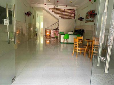 Аренда · 4 комн. · 100 м² · Quận Cẩm Lệ, ул. Đường Văn Tiến Dũng
