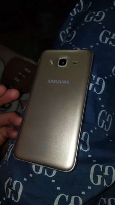 Điện thoại Samsung Galaxy J3 2016 cũ 300k