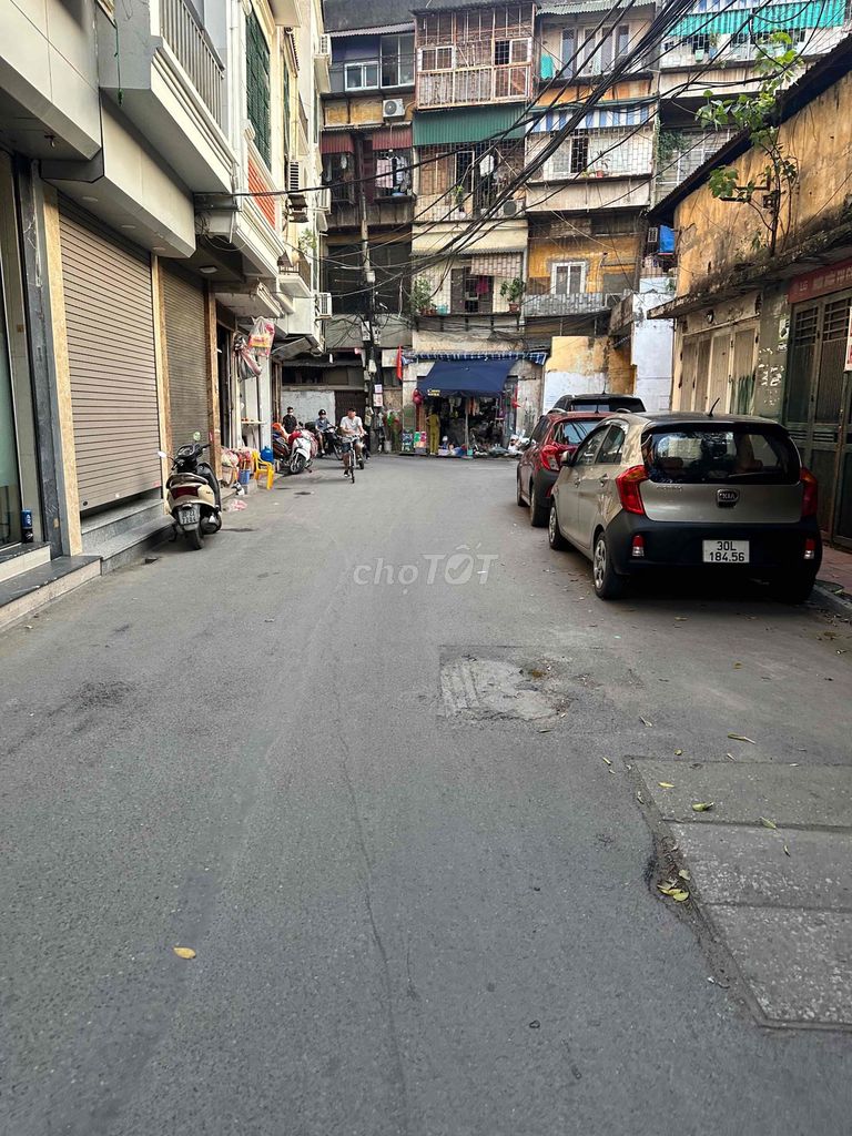 Bán CCMN xã đàn ( hơn 10 m ra ô tô-12 PN). S:40m. 5 tầng. giá 6.98 tỷ