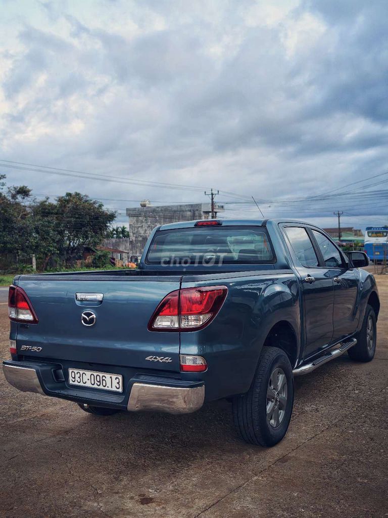 Mazda BT50 2017 số sàn 2 cầu. Mua bán Ô tô tại Thành phố Pleiku Gia Lai được đăng bởi Trần Tiến Phát hình 4