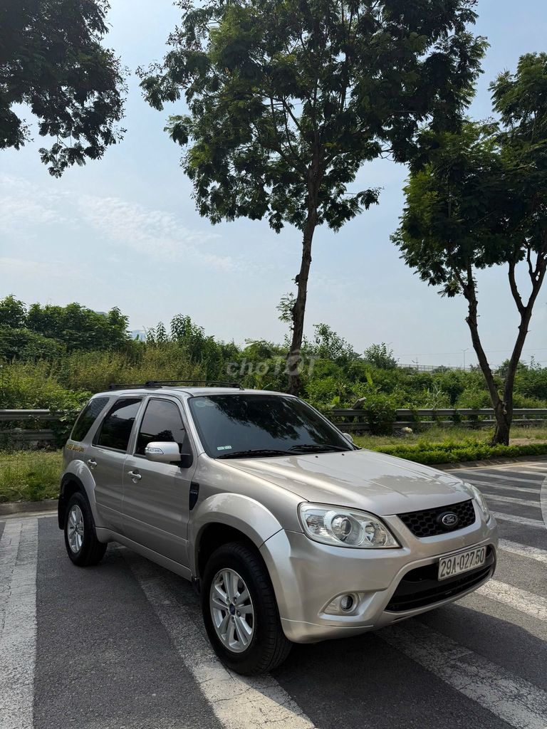 Cần bán chiếc Escape 2010 xe đẹp. Mua bán Ô tô tại Quận Bắc Từ Liêm Hà Nội được đăng bởi Công trương hình 2
