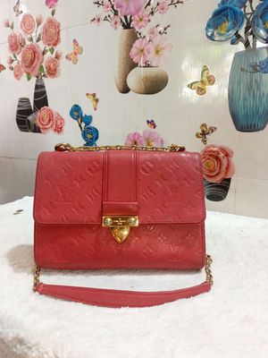 Túi vintage 2hand Eo Vì chất da thật .,.,.,. Mua bán Túi xách tại Huyện Cai Lậy Tiền Giang được đăng bởi Phạm Ánh thanh lý hàng hiệu