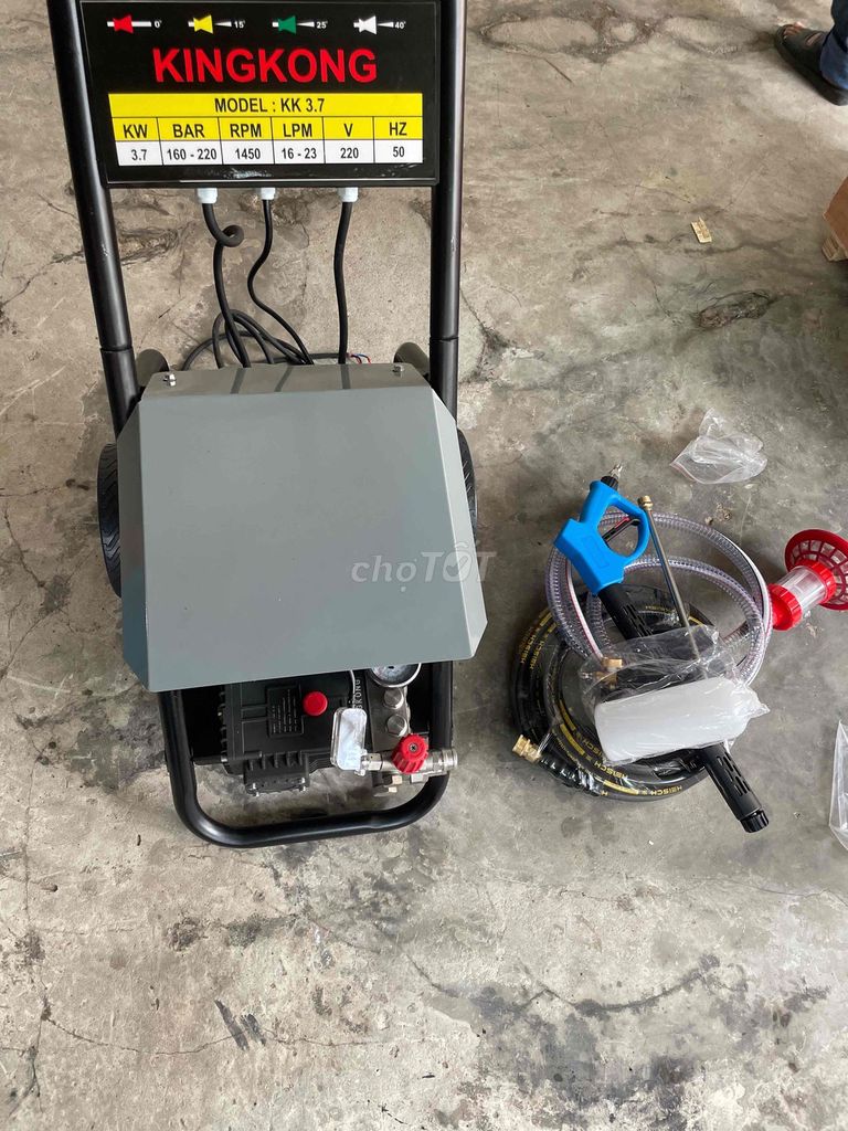 MÁY RỬA XE CHUYÊN NGHIỆP 3,7KW KingKong. Mua bán Đồ chuyên dụng, Giống nuôi trồng tại Huyện Mê Linh Hà Nội được đăng bởi Lê Phong hình 1