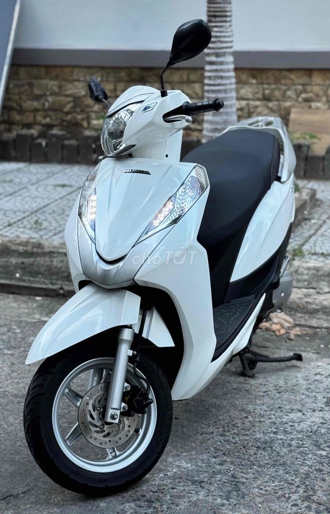 Honda Lead 125 2014 nguyên rin cực đẹp biển số 43.. Mua bán Xe máy tại Quận Hải Châu Đà Nẵng được đăng bởi T Lâm hình 1
