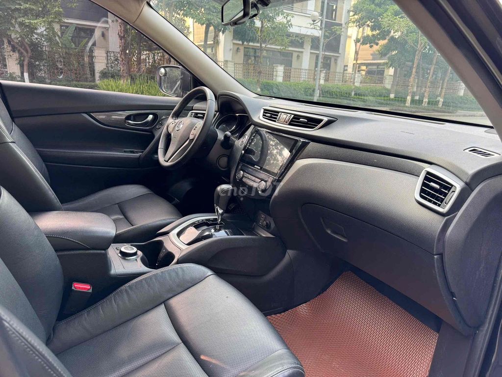 Nissan X-trail sx 2016 đky 2017 cực chất lượng.. Mua bán Ô tô tại Quận Cầu Giấy Hà Nội được đăng bởi TRUNG HIẾU AUTO hình 12