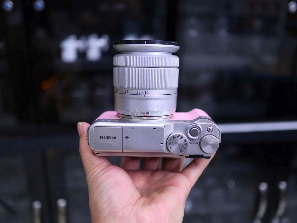 Fujifilm XA10 Bạc, Hồng  +Lens 16-50OIS. Mua bán Máy ảnh, Máy quay tại Thành phố Thủ Dầu Một Bình Dương được đăng bởi Chinh Lee hình 1
