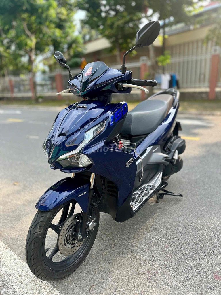 HONDA AIR BLADE 150 ABS (ĐK2022)–ZIN ÊM,CHÍNH CHỦ. Mua bán Xe máy tại Thành phố Thủ Dầu Một Bình Dương được đăng bởi Xe Máy Bình Dương hình 4